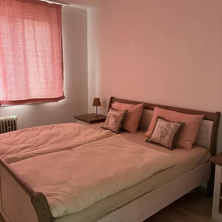 Apartamento U Zltej Macky *